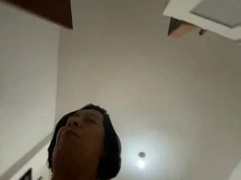 sweeviolet online show from February 2026 02:38:02 PM