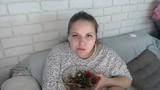 Snapshot of Crazyy_girl_ chatting on February 2026 02:04:02 PM Crazyy girl online show from February 2026 02:04:02 PM