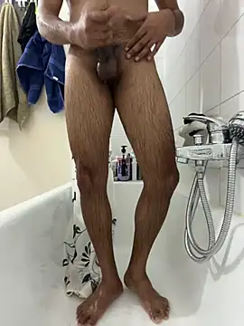 Snapshot of vinzpnr210 chatting on December 2024 02:28:01 PM vinzpnr210 online show from December 2024 02:28:01 PM