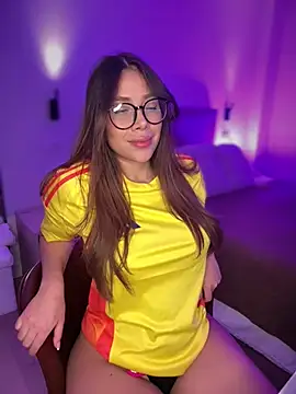 Snapshot of Condes_carmen chatting on June 2026 09:04:02 AM Condes carmen online show from June 2026 09:04:02 AM