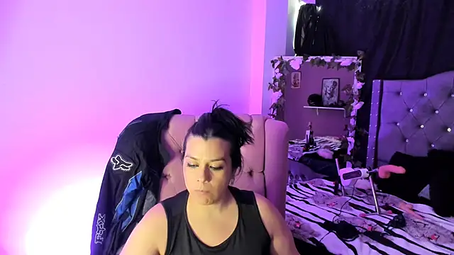 martina foxy  online show from February 2025 03:28:02 PM