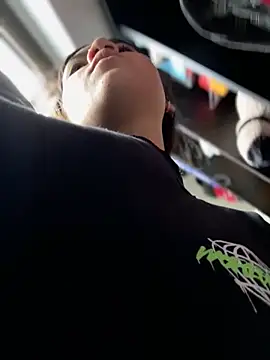 Mila Morgan online show from November 2025 01:56:02 PM