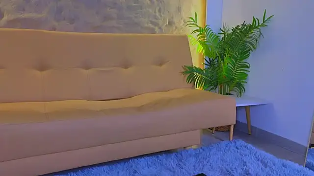 Isa  Blanc online show from September 2025 02:59:02 AM