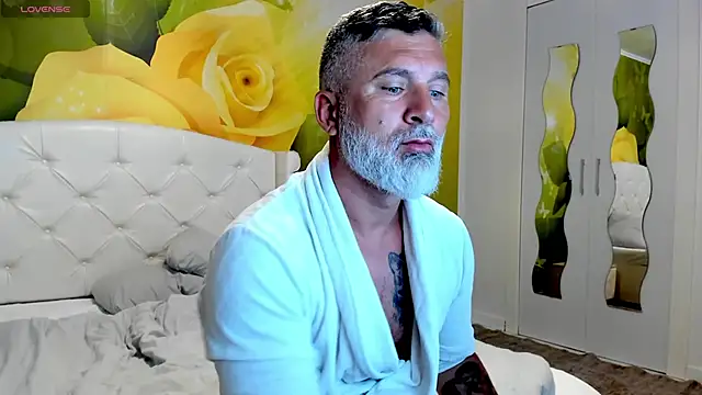 BlowMyXXL online show from November 2025 02:50:01 PM