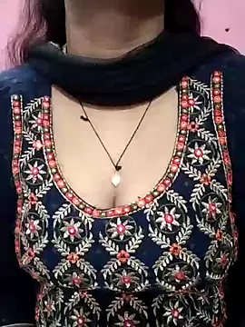 Cute nidhi online show from December 2024 05:15:01 AM