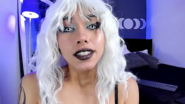 Raven Witch  online show from January 2025 08:47:01 PM