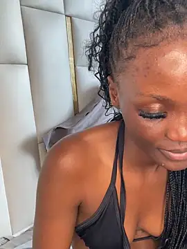 Fanclubbbbb online show from January 2025 08:13:02 AM