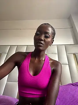 Fanclubbbbb online show from February 2025 10:44:02 AM