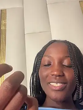 Fanclubbbbb online show from March 2025 04:19:01 AM