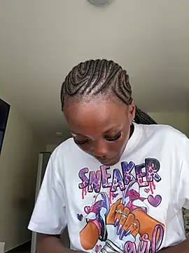 Fanclubbbbb online show from March 2026 12:33:11 PM