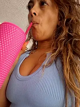 lauramcdowell1 online show from January 2026 08:47:01 PM