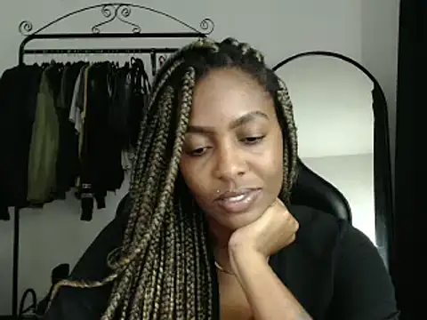 marisilva br online show from February 2025 10:54:01 PM