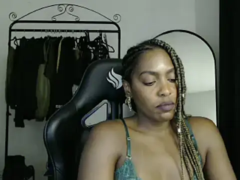 marisilva br online show from March 2025 10:26:01 PM