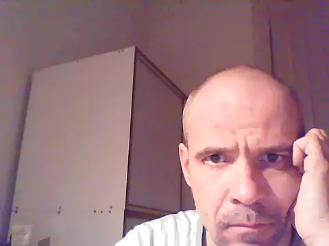 Franc113 online show from January 2026 08:03:02 PM