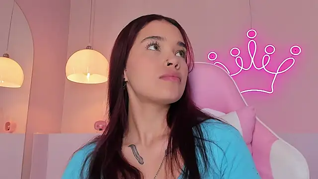 violeth hill online show from February 2025 08:33:01 PM