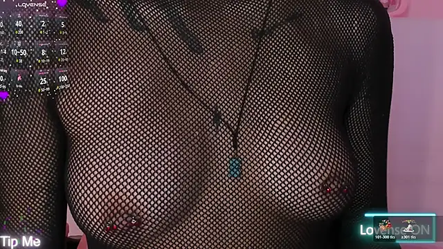 violeth hill online show from November 2025 07:08:02 PM