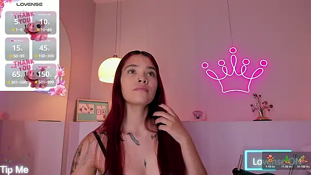 violeth hill online show from November 2025 07:46:02 PM