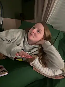 GingerSnap33 online show from January 2025 03:40:02 AM