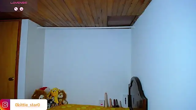 juli05star20 online show from February 2025 12:39:01 PM