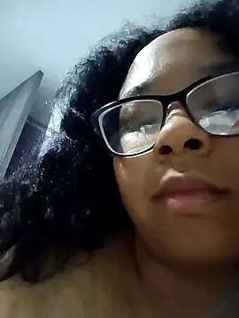 XMara online show from February 2025 11:21:02 PM