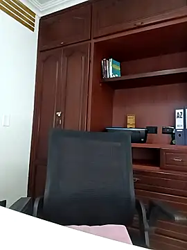 XMara online show from February 2025 02:18:01 AM