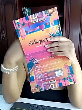 XMara online show from March 2025 07:49:02 PM