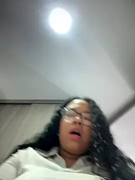 XMara online show from September 2025 04:08:01 PM