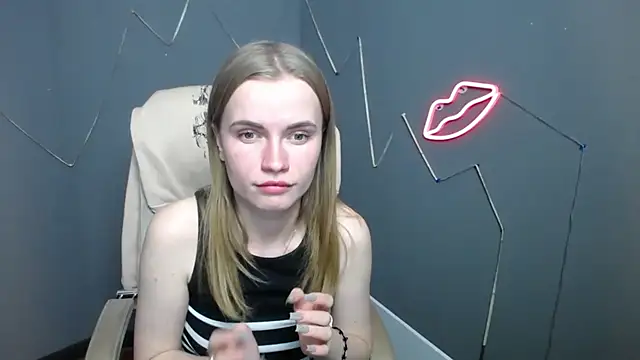 Snapshot of MargaritaKiss chatting on April 2026 02:27:02 AM MargaritaKiss online show from April 2026 02:27:02 AM