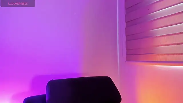 thaliacollins online show from January 2025 01:24:01 PM