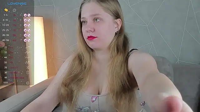 Snapshot of Megan_Violer chatting on December 2024 03:26:01 PM Megan Violer online show from December 2024 03:26:01 PM