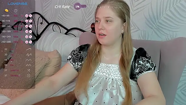 Snapshot of Megan_Violer chatting on February 2025 06:30:02 PM Megan Violer online show from February 2025 06:30:02 PM