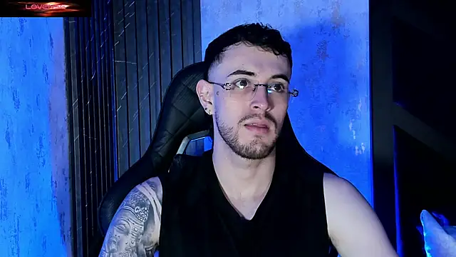Snapshot of CodyWalkerR chatting on July 2026 05:51:02 PM CodyWalkerR online show from July 2026 05:51:02 PM