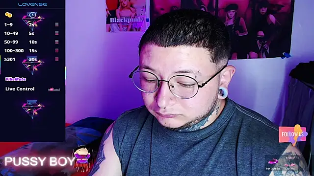 Snapshot of princeFtm chatting on May 2026 03:52:01 PM princeFtm online show from May 2026 03:52:01 PM