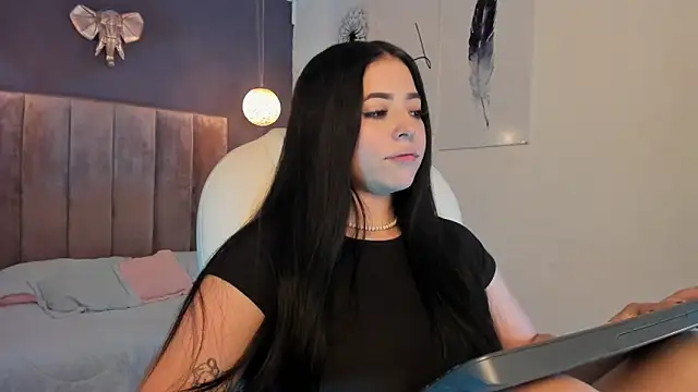 Maaiitee online show from March 2025 06:11:01 PM