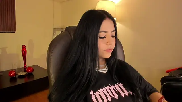 Maaiitee online show from January 2026 05:37:01 PM