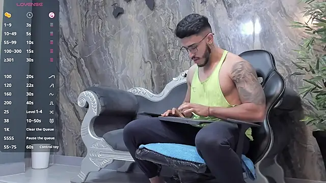 Liam Kleiin online show from January 2025 11:45:02 AM