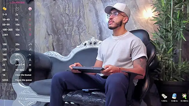 Liam Kleiin online show from February 2025 11:46:02 AM