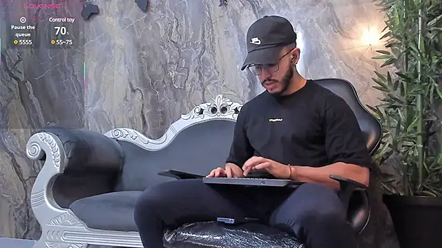 Liam Kleiin online show from March 2025 11:29:02 AM