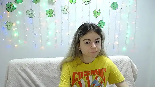 TinaRedly online show from March 2025 12:39:01 AM