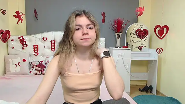 TinaRedly online show from February 2026 12:31:01 PM