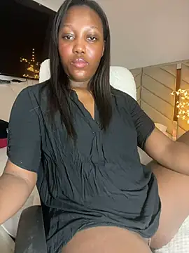 kellya  online show from February 2025 09:38:02 PM