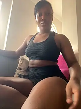 kellya  online show from March 2025 10:11:01 PM