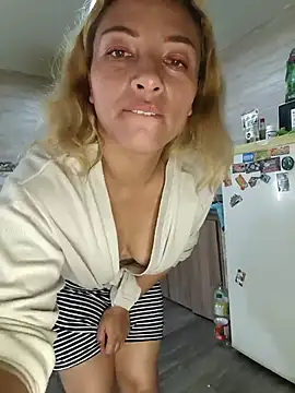 hotandfierylatinos2023 online show from March 2025 01:54:01 PM