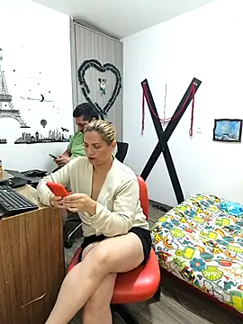 hotandfierylatinos2023 online show from March 2025 05:17:02 PM