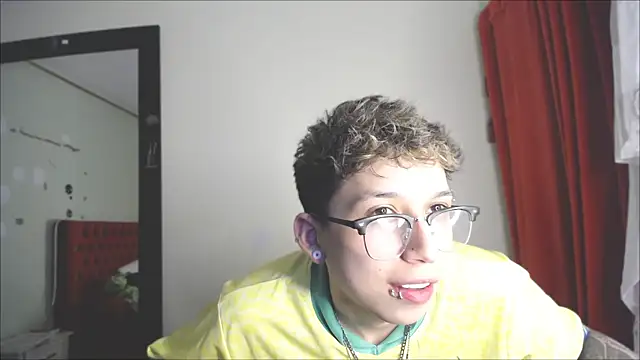  Thomas hot  online show from December 2024 11:20:01 PM