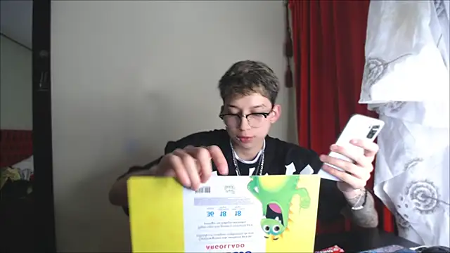  Thomas hot  online show from December 2024 07:46:02 PM