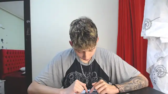  Thomas hot  online show from December 2024 06:05:02 AM