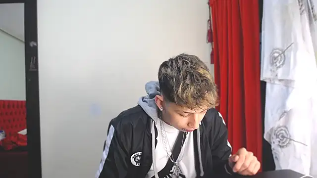  Thomas hot  online show from January 2025 05:59:01 AM