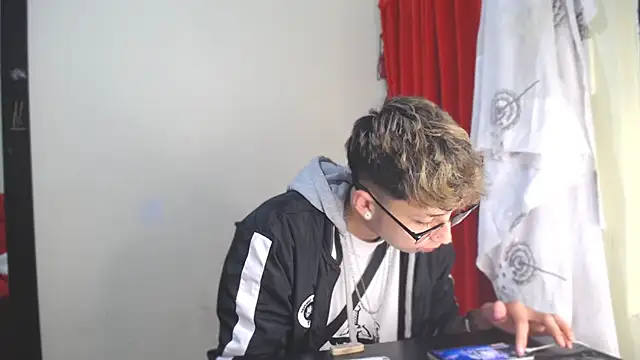  Thomas hot  online show from January 2025 09:00:01 AM