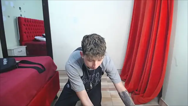  Thomas hot  online show from January 2025 02:08:02 PM